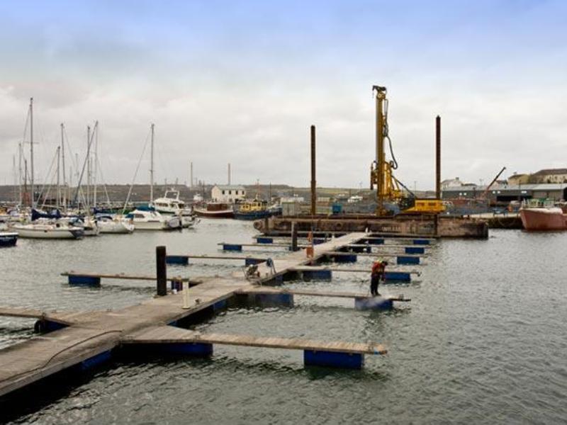 Wales: Milford Haven Marina Floating Pontoon Anchors