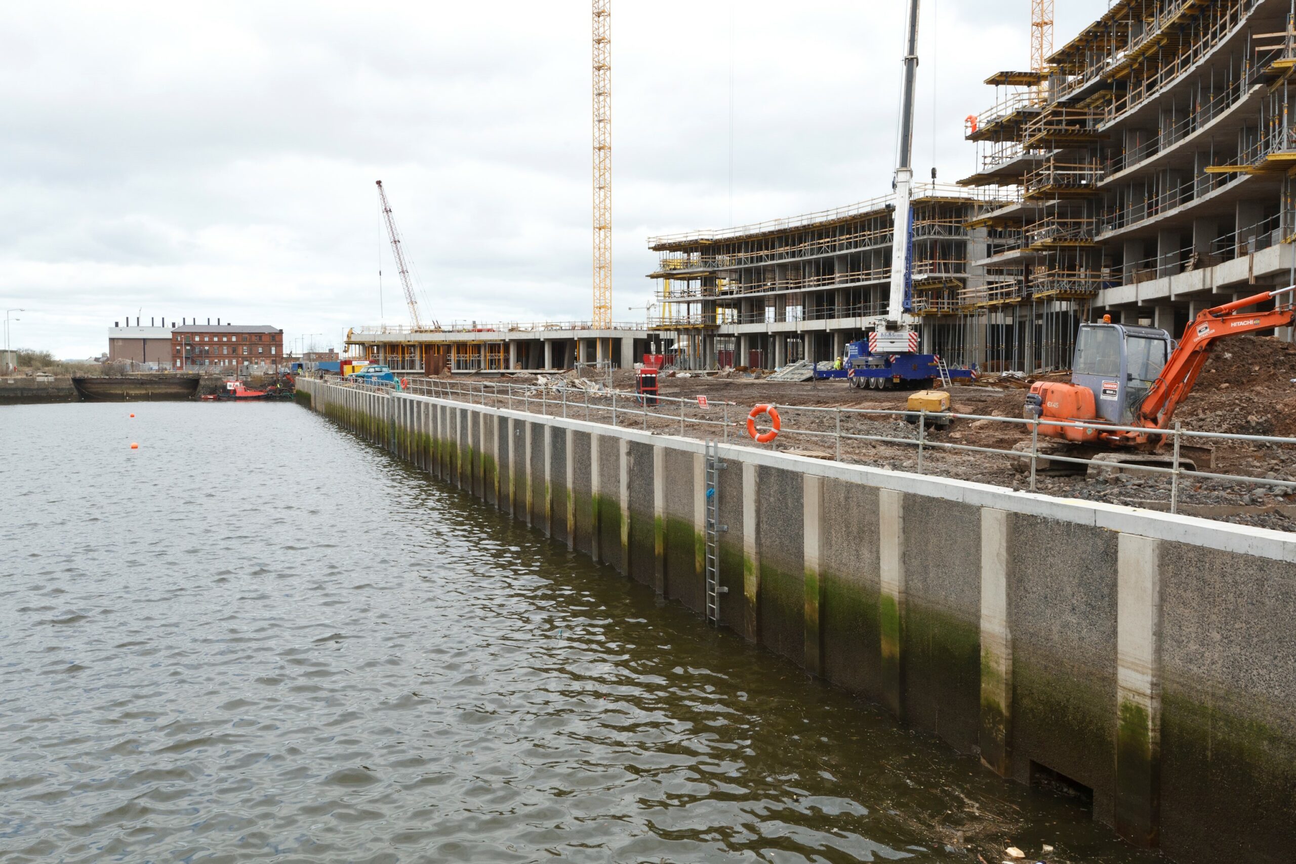 Belfast: East Quay Wall – Titanic Quarter